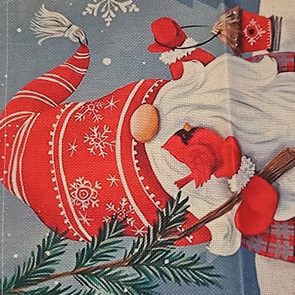 Garden Flag, Christmas, gnome and cardinal - Picture 2 of 4